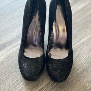 Calvin Klein Black Sequin Pumps – Size 7 | 5” Heels | Statement Party Shoes
